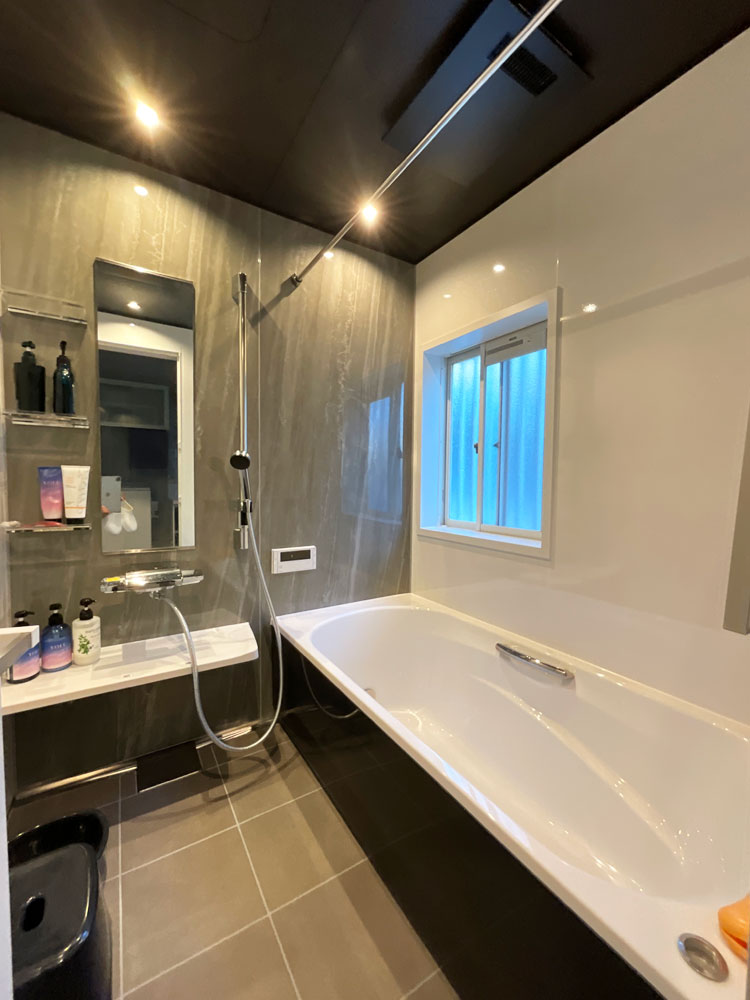 【横浜市戸塚区T様邸】広さと心地よさを実感する、上質なバスタイム空間