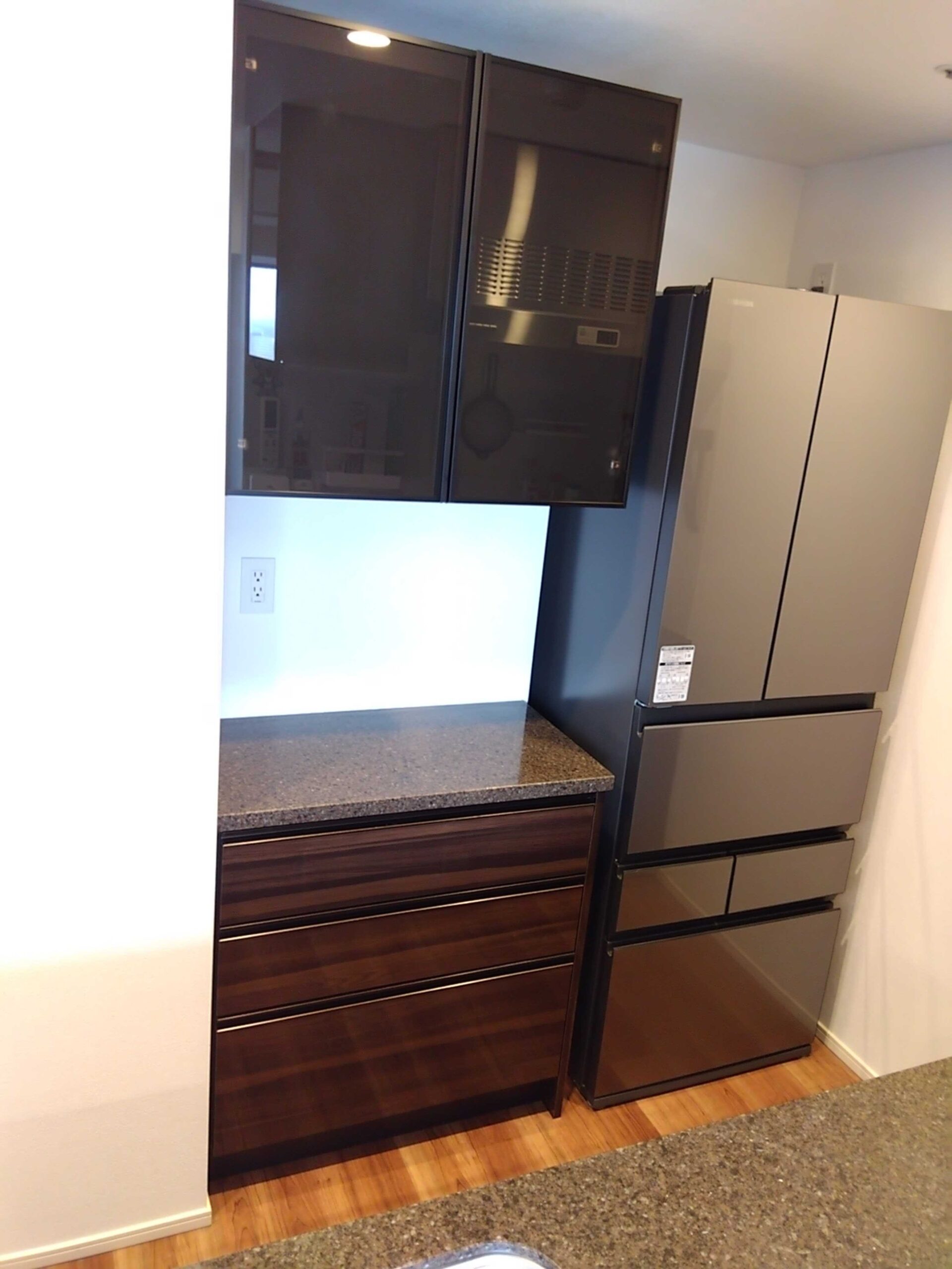 ウォールキャビネット　レミュー　横浜市西区